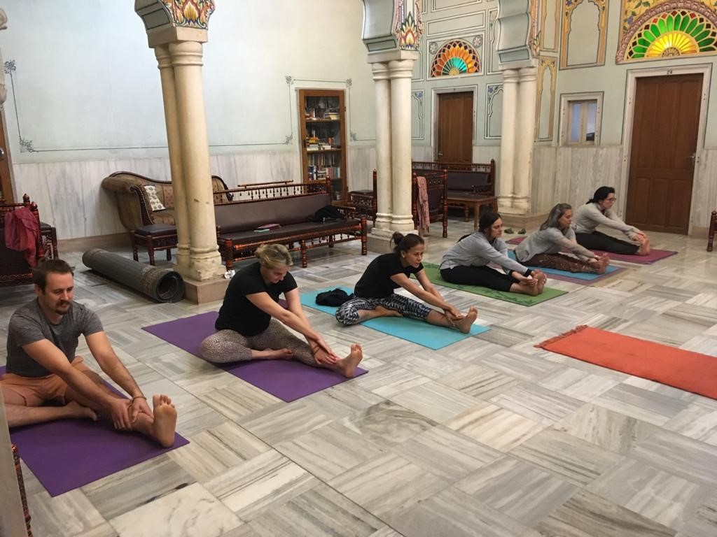 Yoga Classes at Jaipur by Arya Niwas