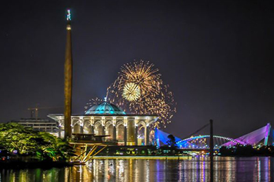 PUTRAJAYA AND LAKE CRUISE