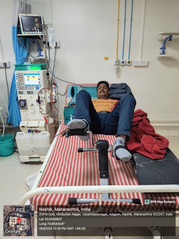 patient doing IDE during dialysis