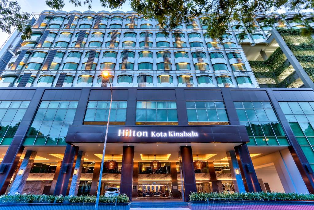 3) Hilton Hotel