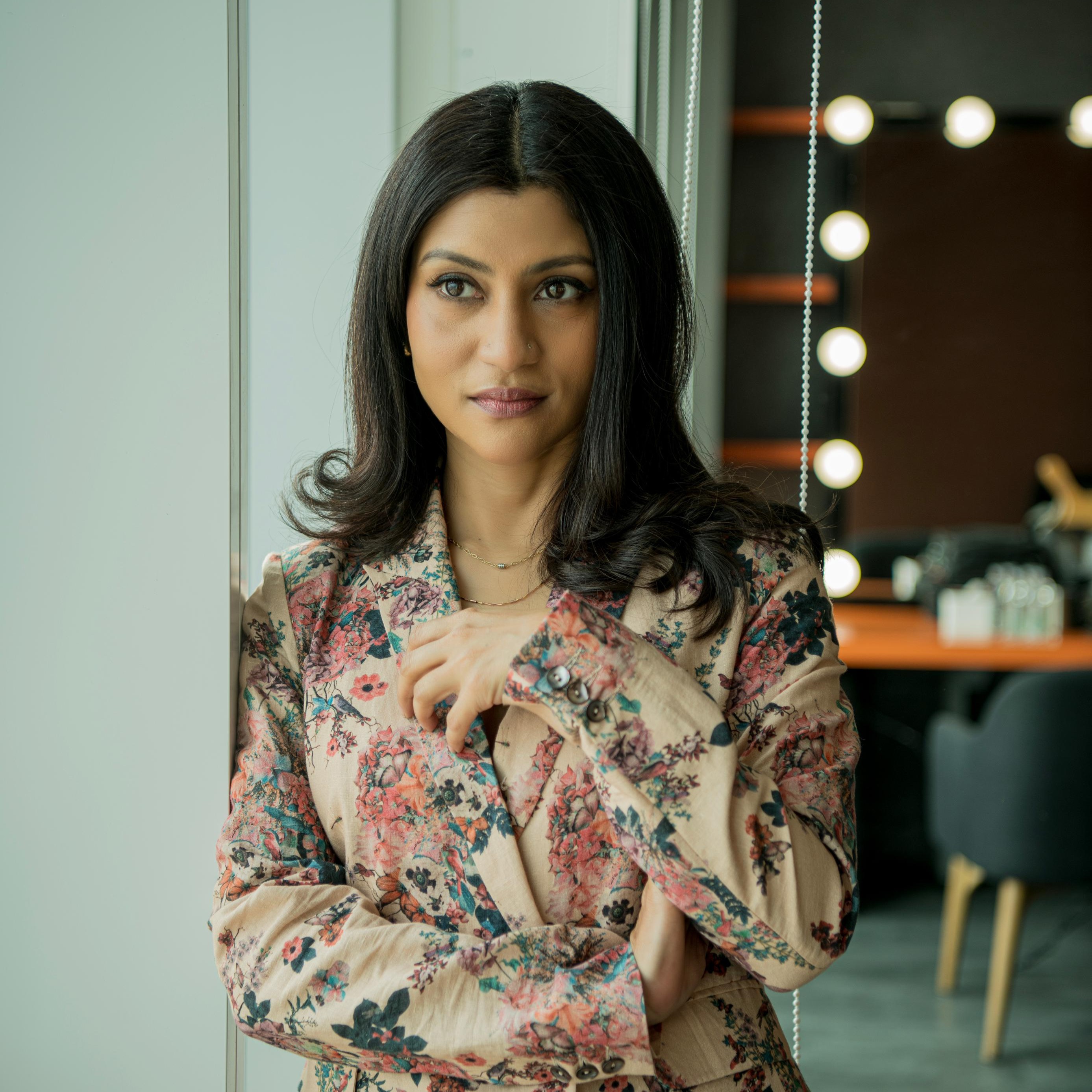 <span class='text-white'>Konkona Sen</p>@konkona</p></span></p>Pavilion Stage</p></span></p>18th Aug - 2:30PM</p>