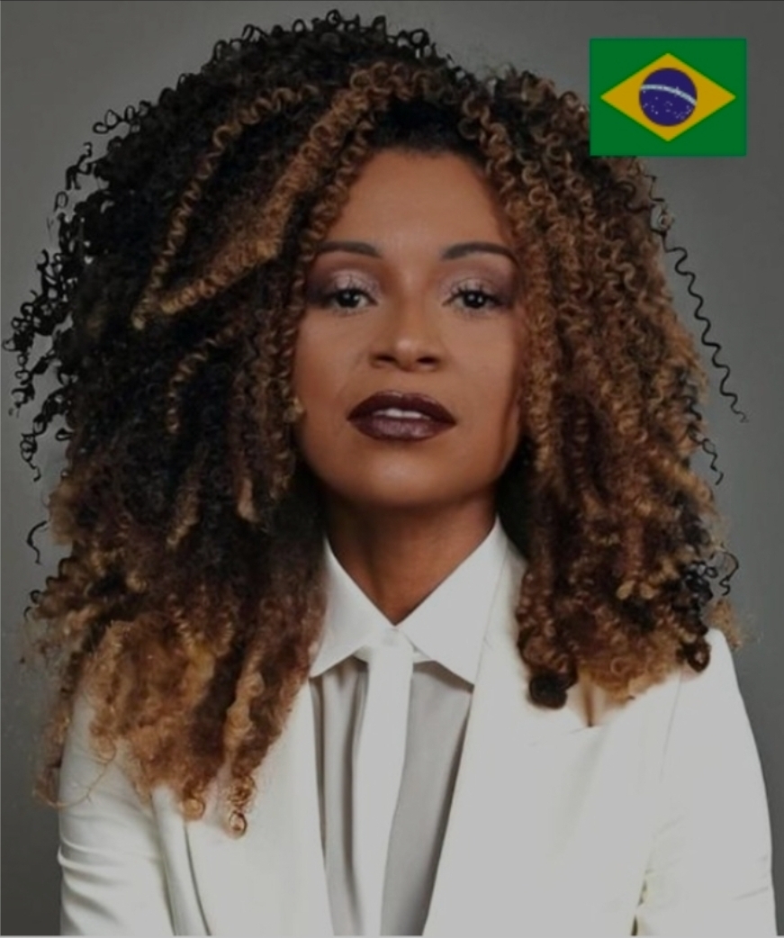 Juliana Lucinda Dos Santos