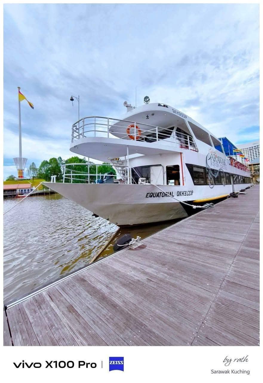 Sarawak River Cruise Package