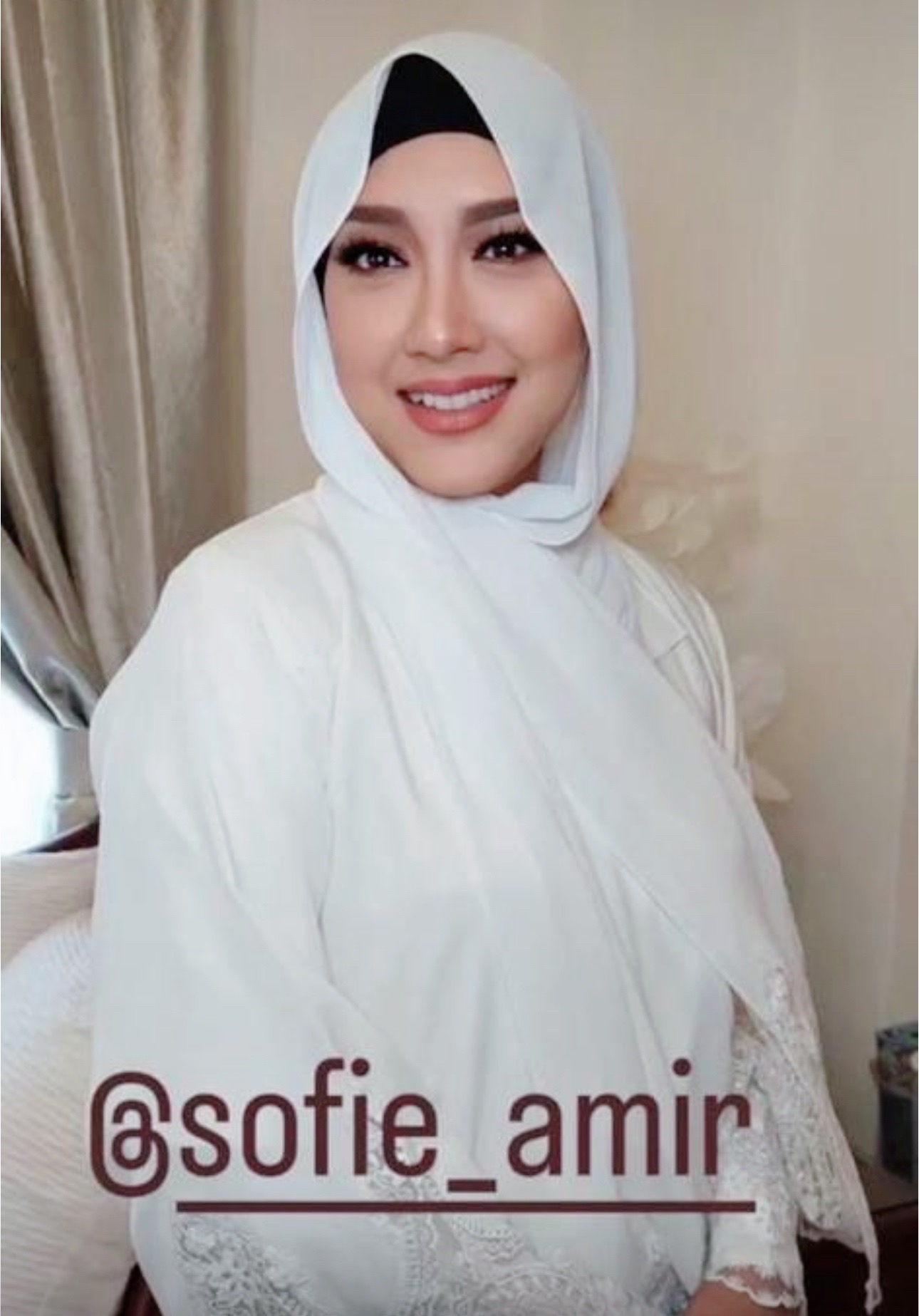 DatinSofia Akzan Amir