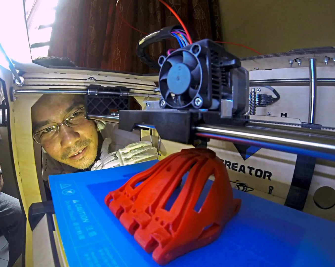 Sujana Mohd Rejab making 3D printed prosthetics