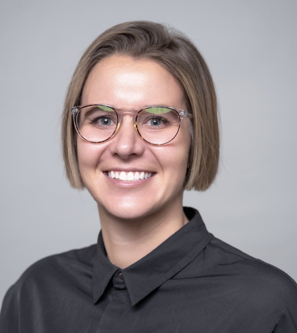 Laura SwobodaDr