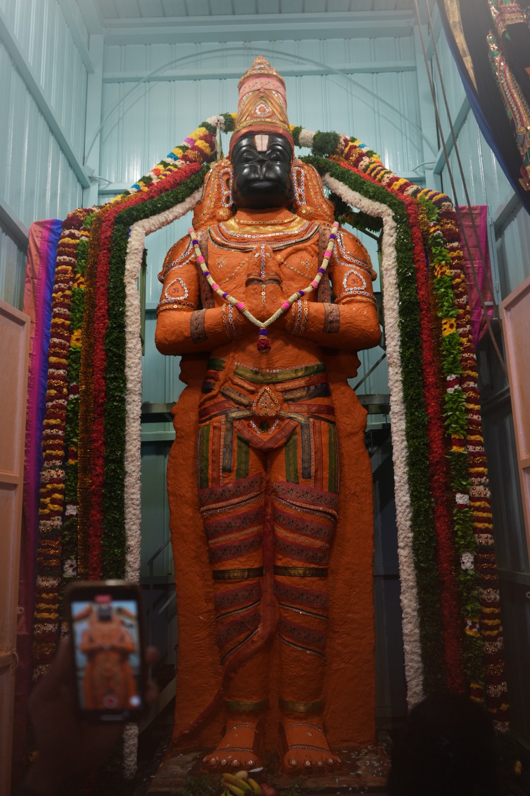 Special Darshan - Santhanakaapu for Hanuman (1)