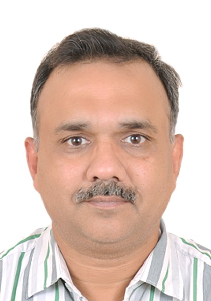 Dr. Kapil  Singhal