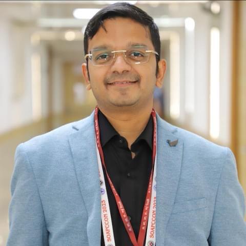 Dr. Raghav  Gupta