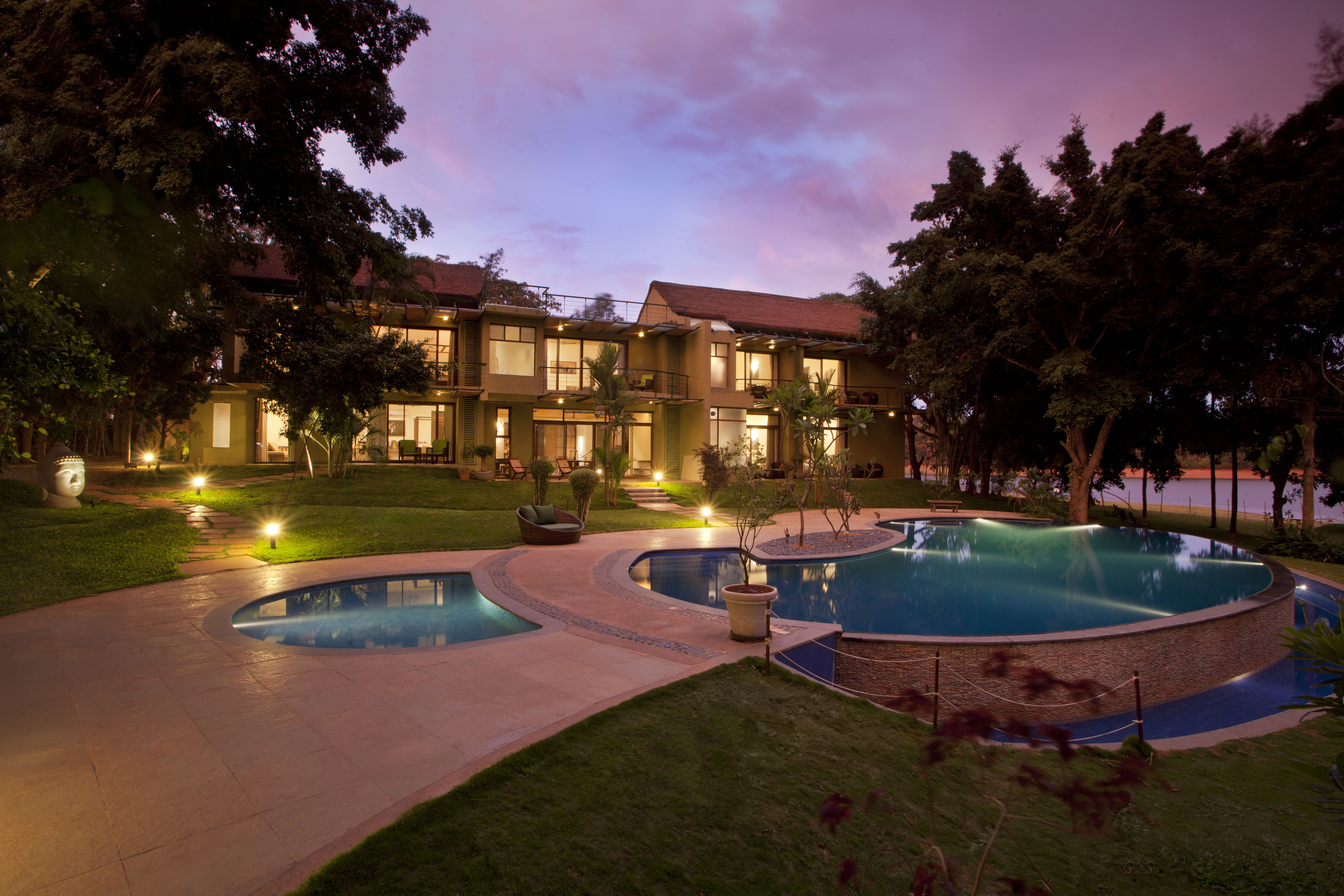 Waterwoods Lodge & Resorts