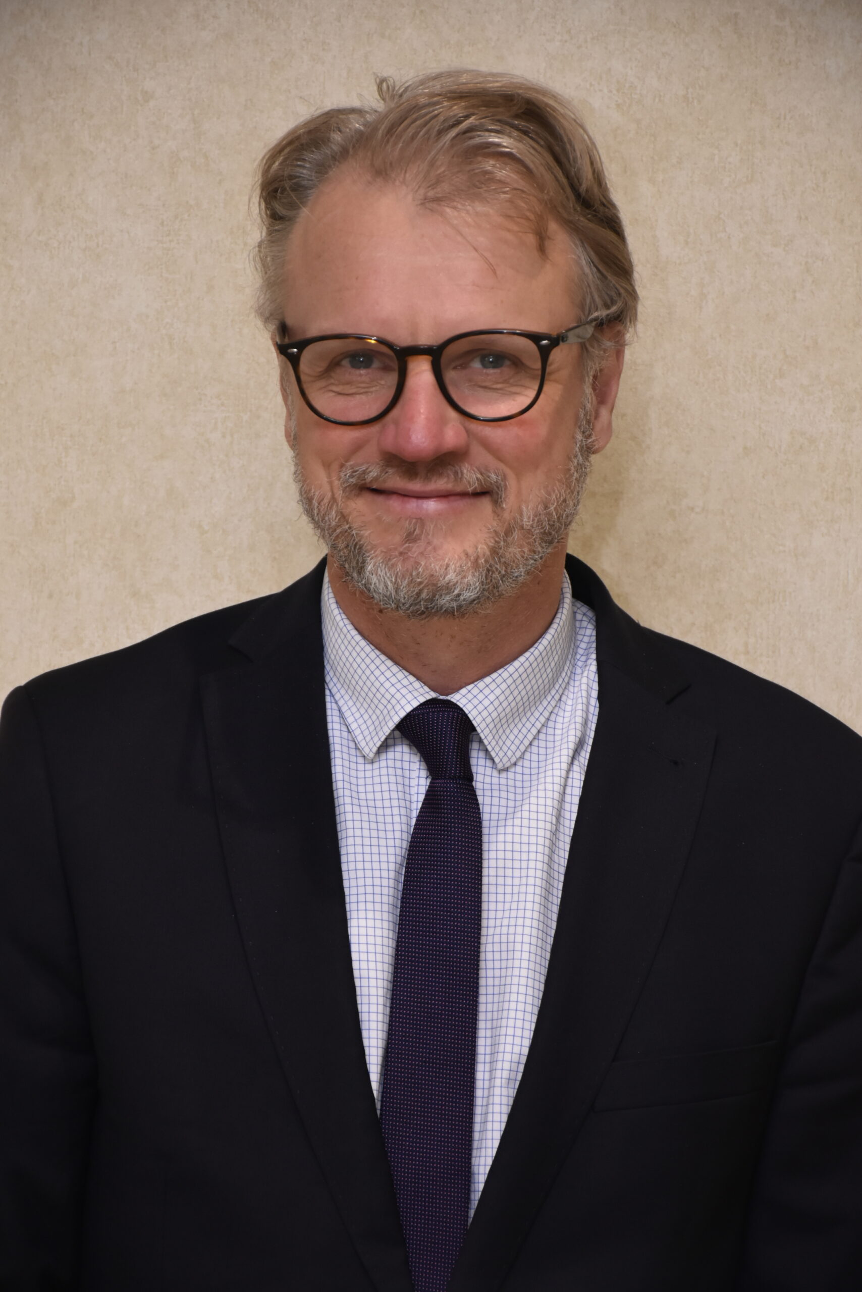 MR. MICHAEL KELLER 
