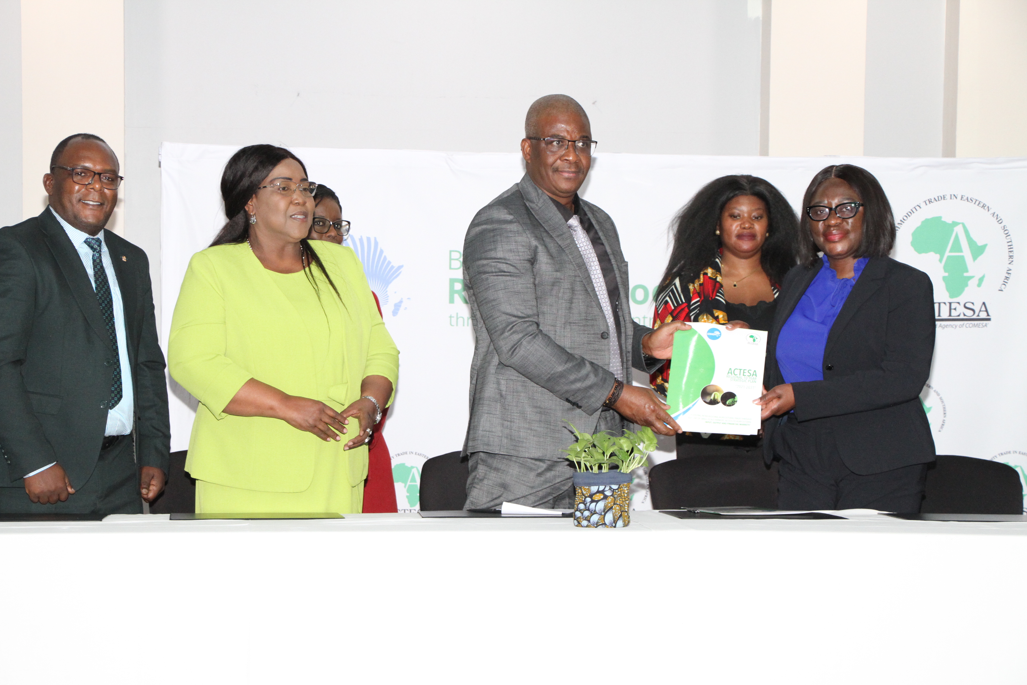 AfSTA and COMESA/ACTESA MoU Signing