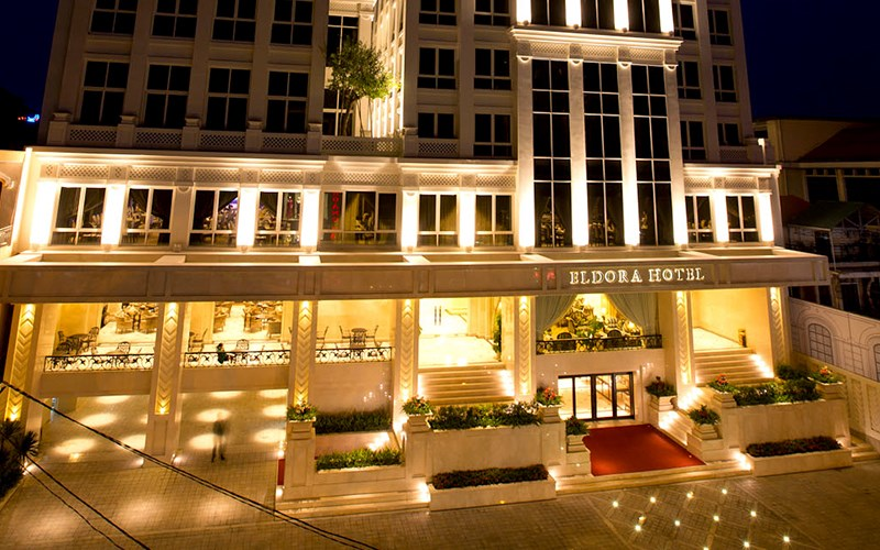 ELDORA HOTEL