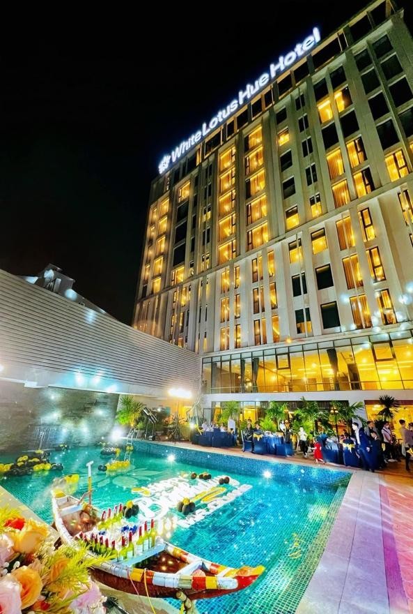 WHITE LOTUS HUE HOTEL