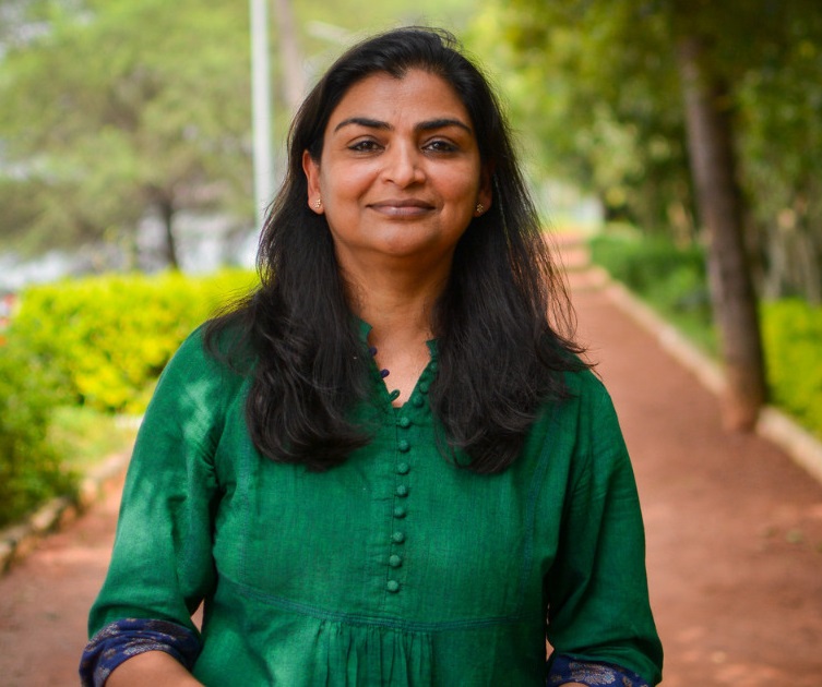 Dr. Farah Ishtiaq