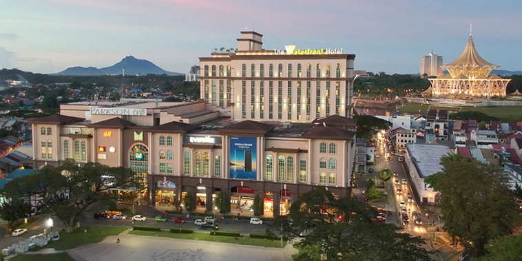 The WaterFront Hotel