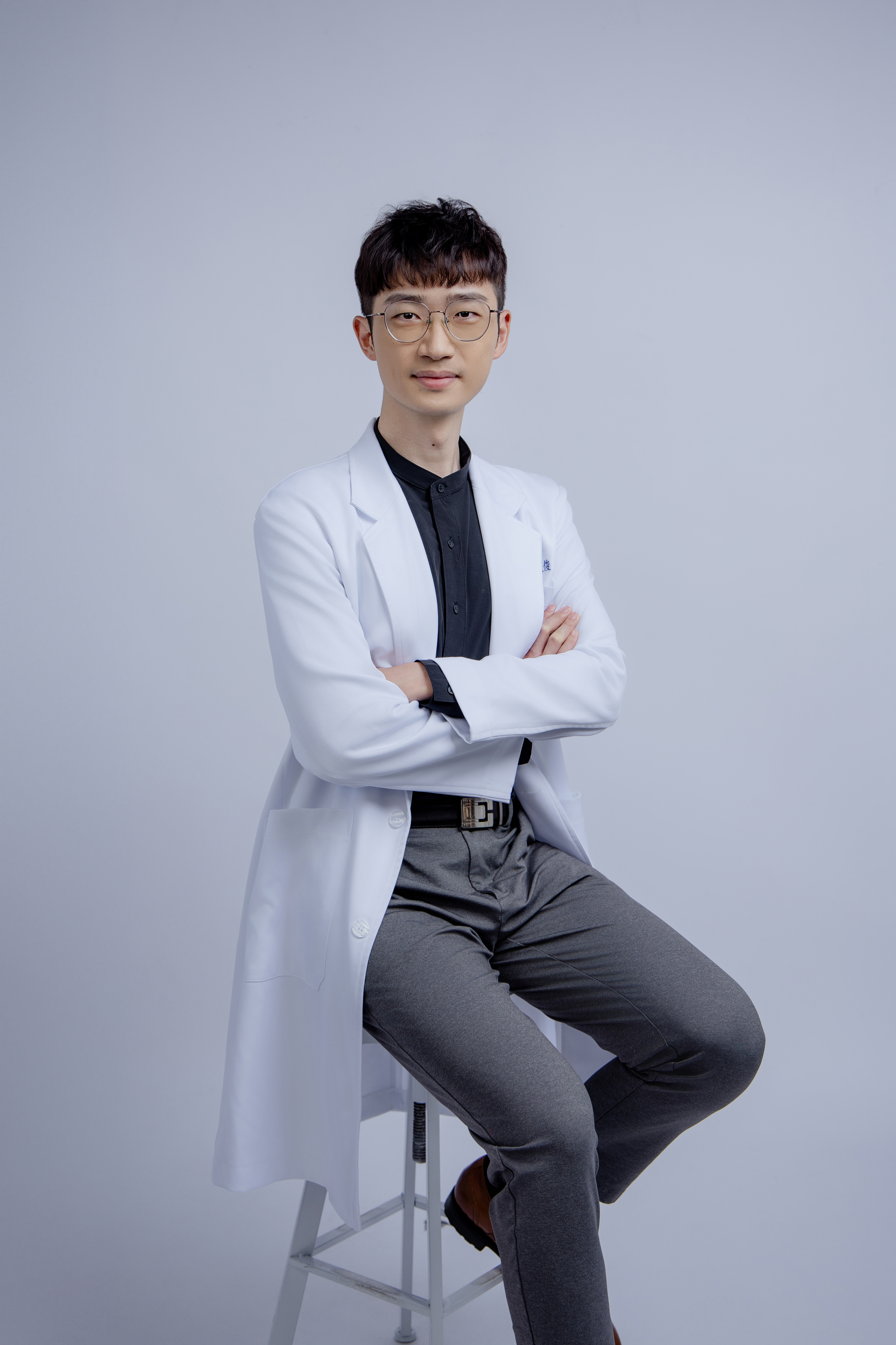 Liang-Jun Ou-YangDr