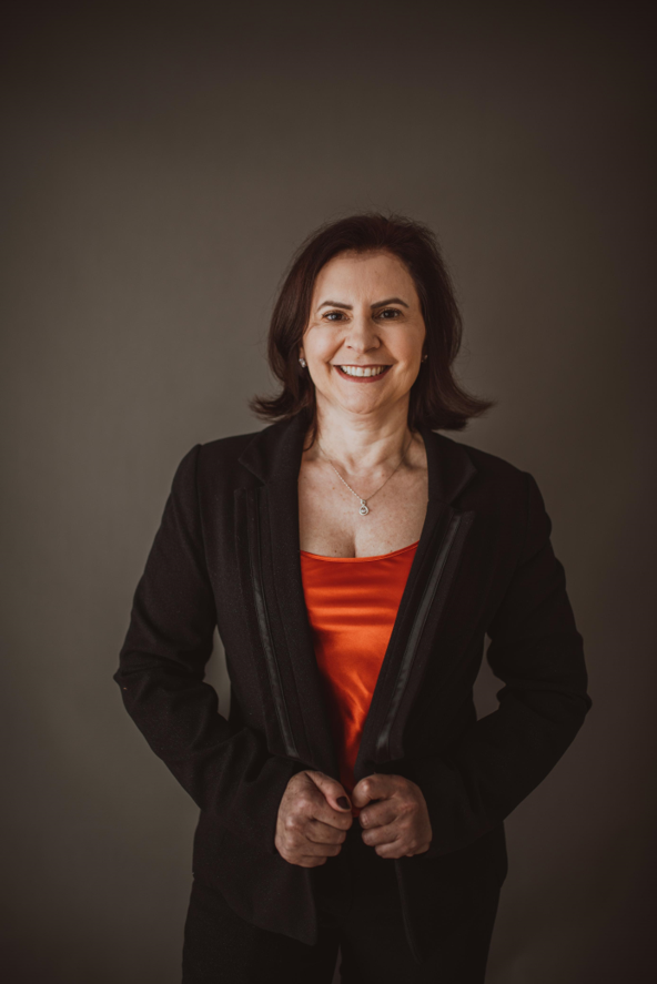 ROSELAINE RORATTO MUNERProf Dr