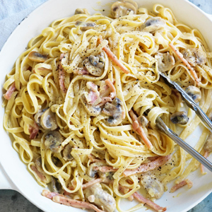 CREAMY CARBONARA 