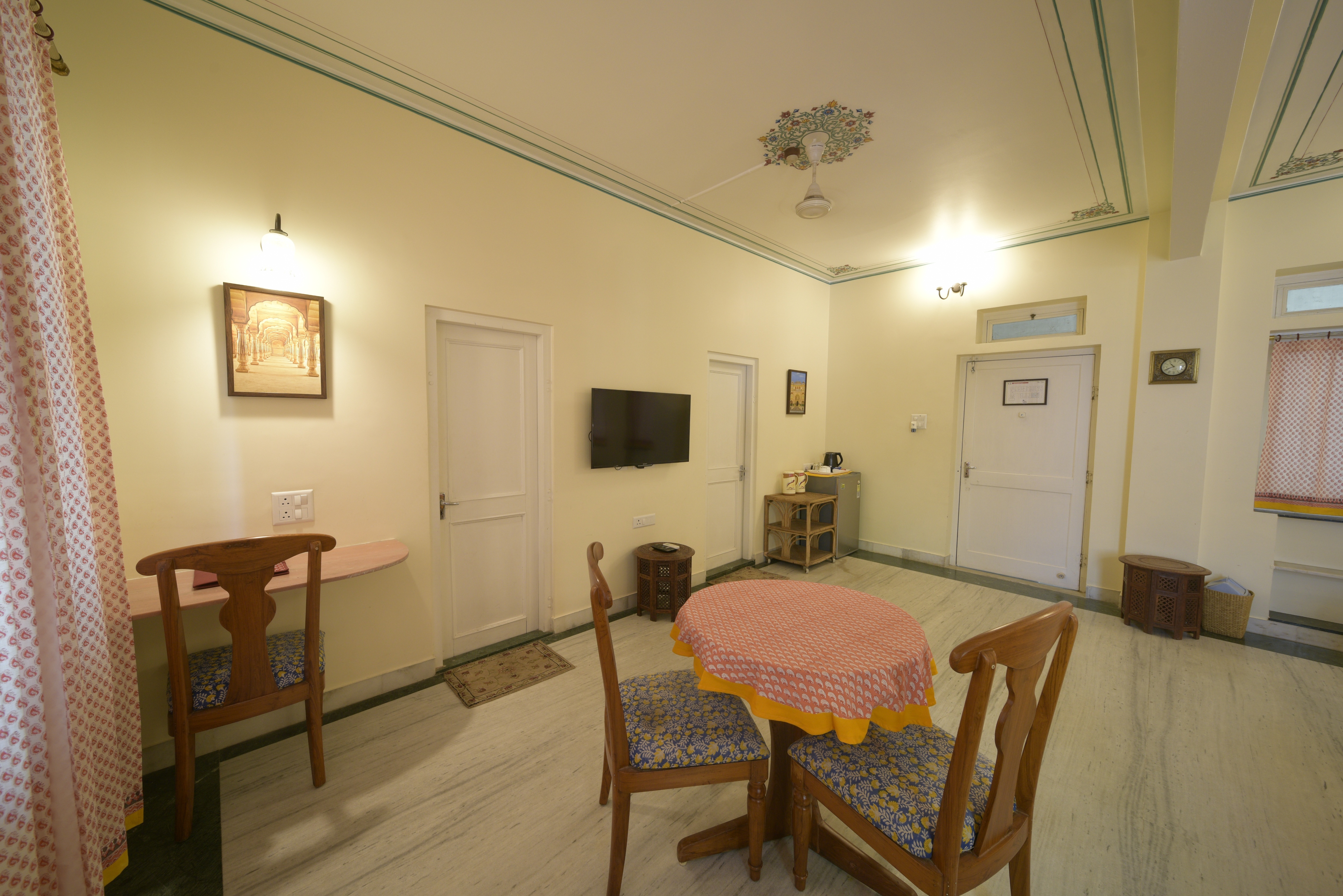 TaraNiwasFamilyDeluxeRoom15