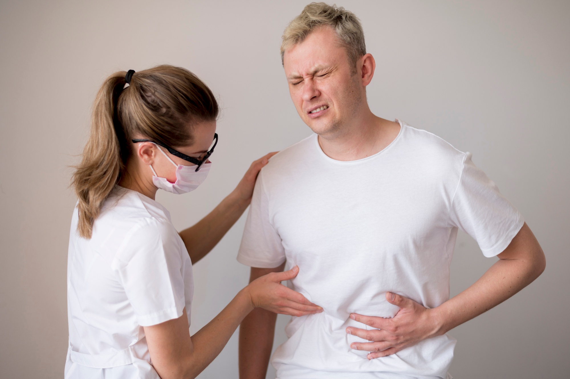 Gastric Reflux Pain in Malaysia: What You Need to Know About Causes, Symptoms & Treatment
