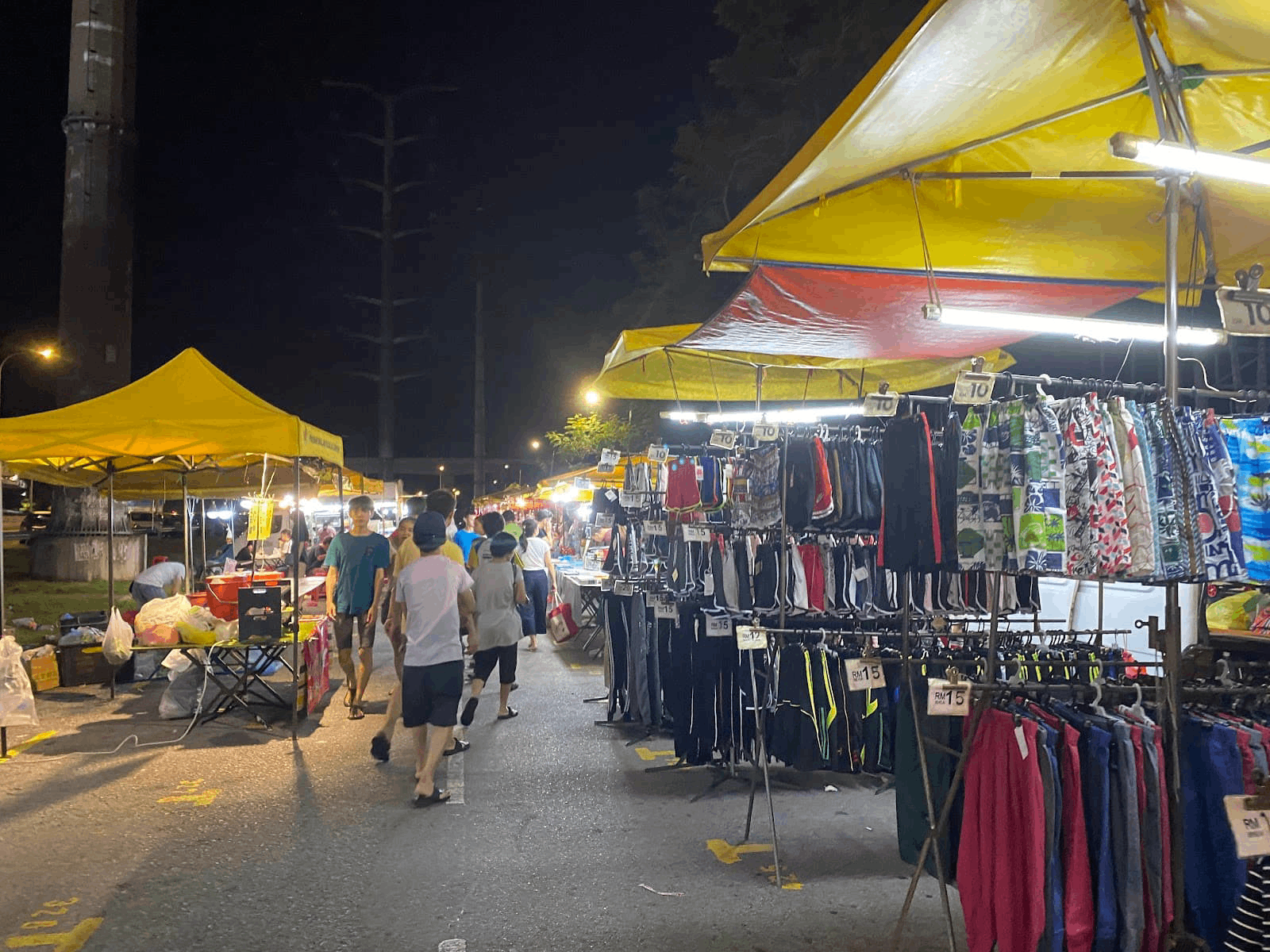 Taman Connaught Night Market