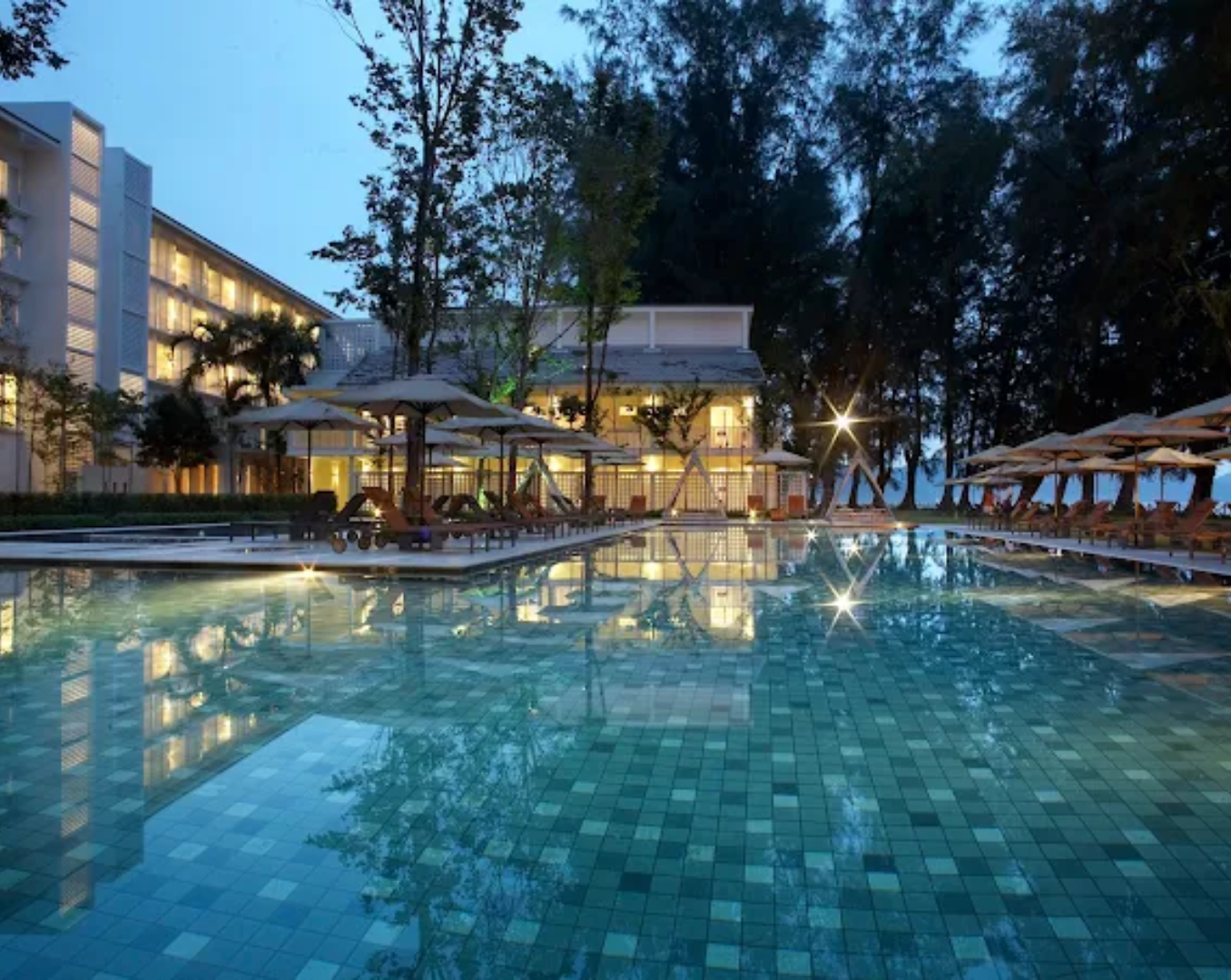 Lone Pine Hotel