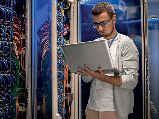 3. IT SPECIALIST FOR SYSTEM INTEGRATION