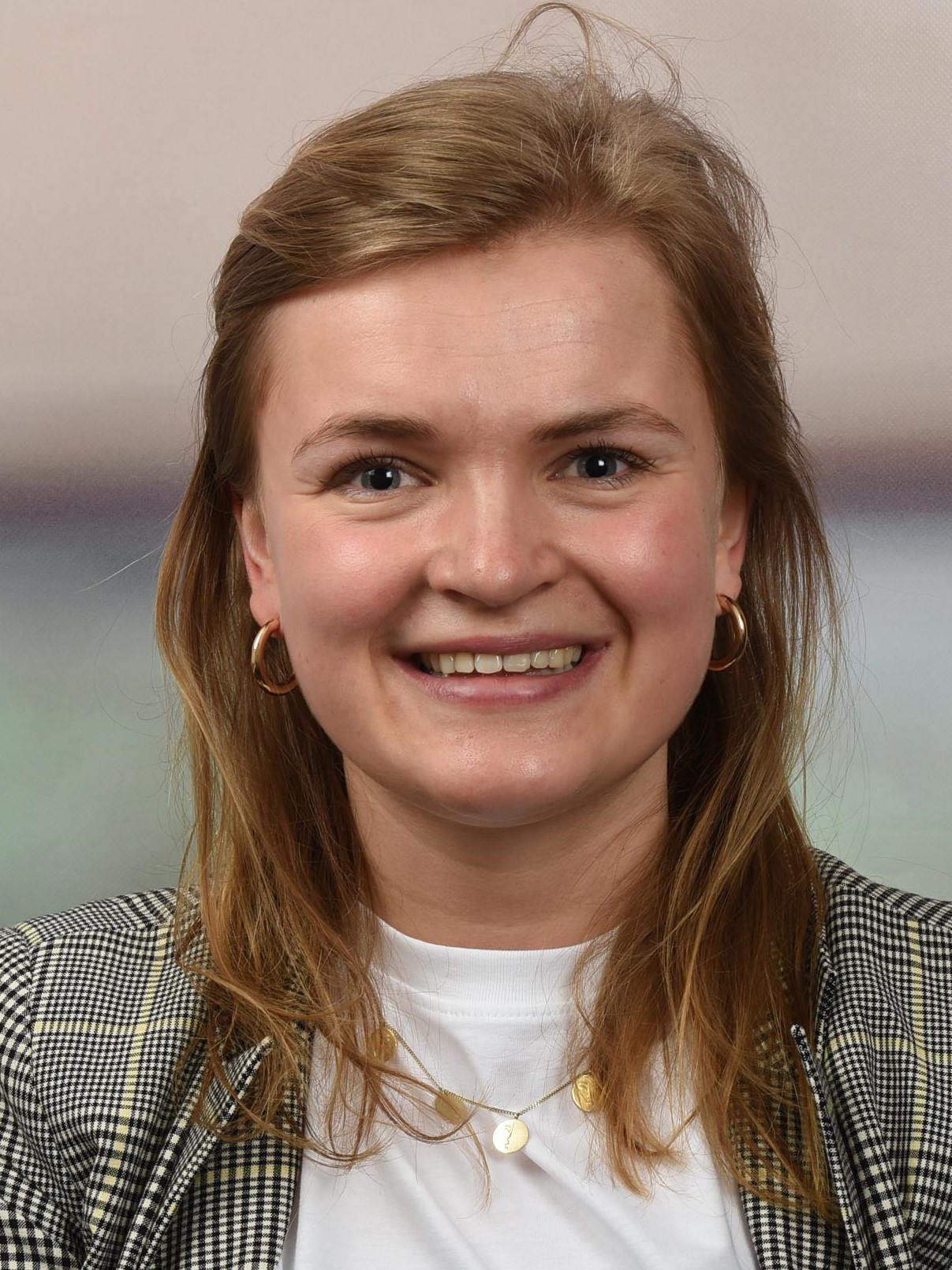 Van RoyenPaula
